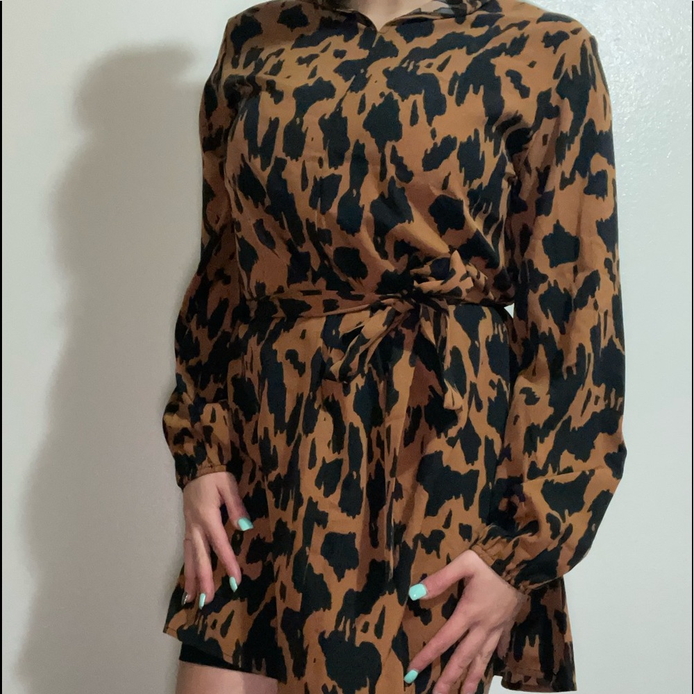 Buisness professional dress.